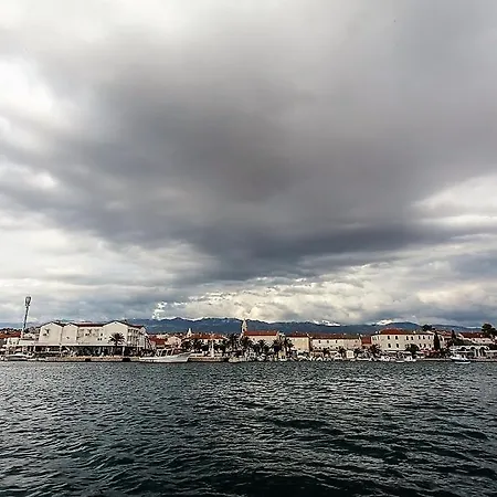 Teta Ana - Novalja Apartment *